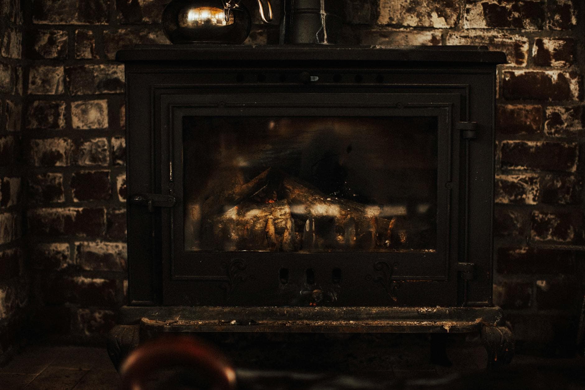 Fireplace Contractor in Arcadia: Remodel Scope and Price